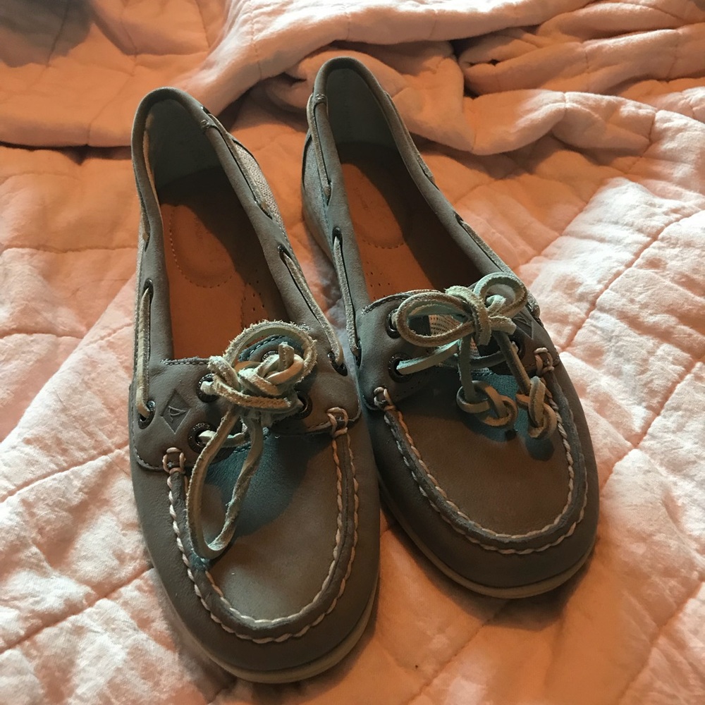 Brand new sperrys